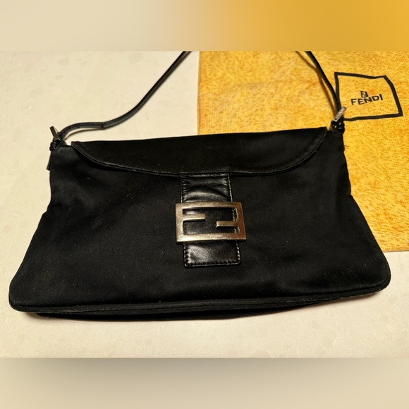 Vintage Fendi Double Flap Baguette Bag - Picture 3 of 13